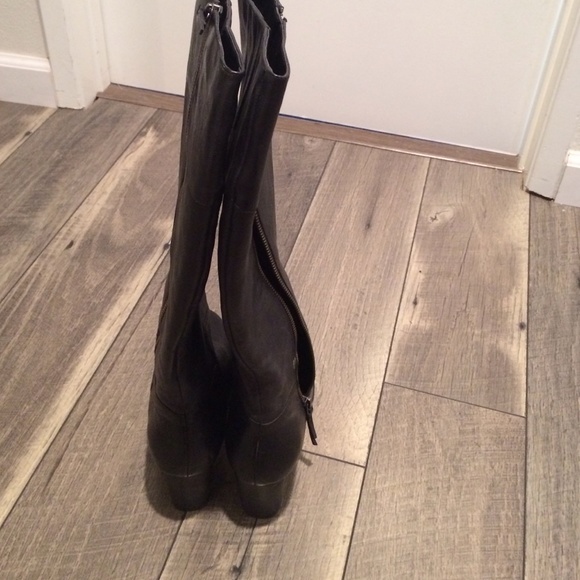 Cole Haan Davenport tall boots size 8.5 new - Picture 3 of 4