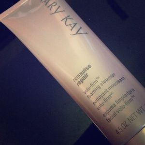 Mary kay Face Wash