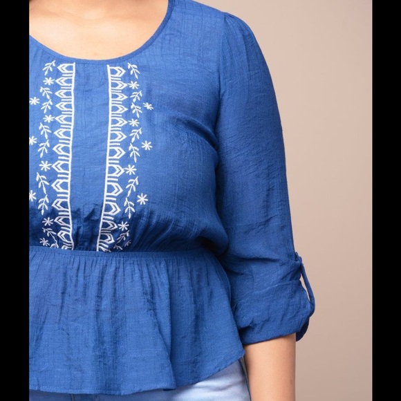 🆕Top - Picture 2 of 5