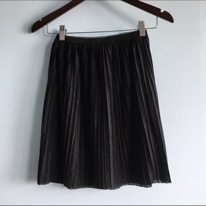 ✨Little Black Skirt