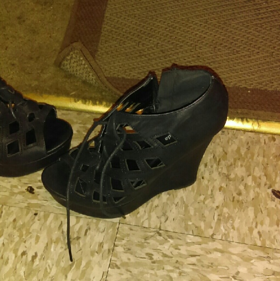 Wedges - Picture 2 of 3