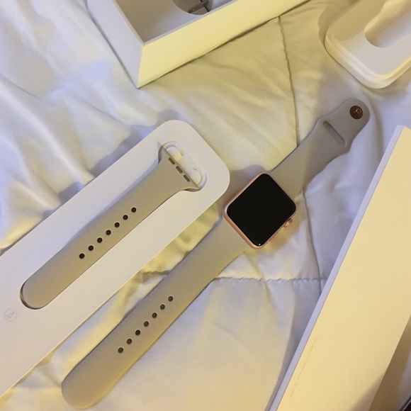 Rose Gold Aluminum 42mm Apple Watch