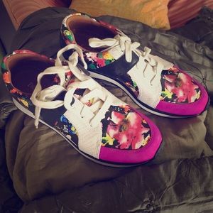 RESERVED!! NWOT ENZO Angiolini Sneakers!