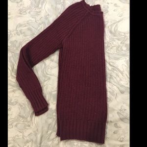 maroon sweater