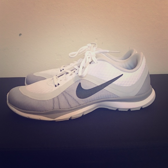 Don't wear. Worn once. Still in box