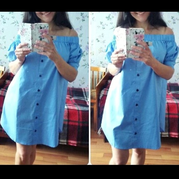 🌟SALE🌟💟Button Detail Off the Shoulder Dress💟 - Picture 3 of 4