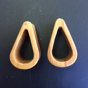 Tear drop tunnels size 3/4