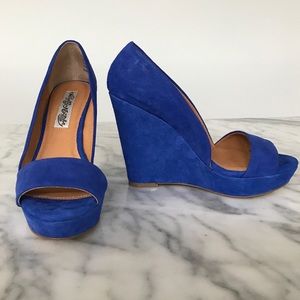 Naughty Monkey Windsong Wedge.