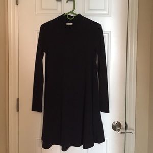 NWOT Black long sleeve dress fit for any occasion.