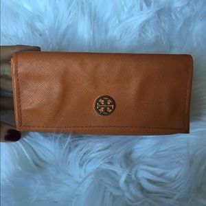 Tory burch clutch or sun glass case