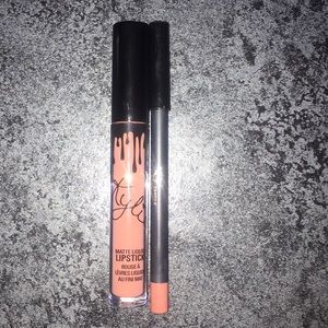 Kylie Cosmetics Lip Kit in Candy K