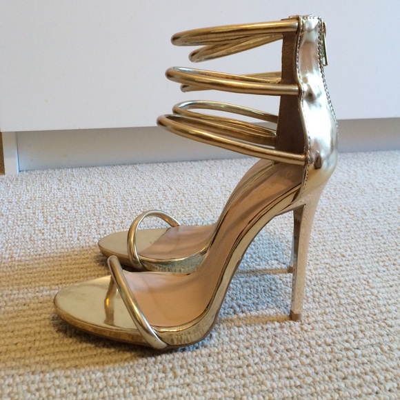 Qupid Metallic Gold Strappy Heels 6.5 Worn Once