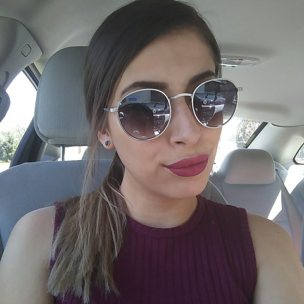 Meet your Posher, Britney