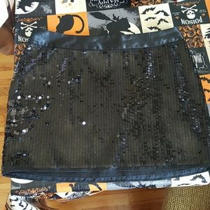 Express sequins skirt