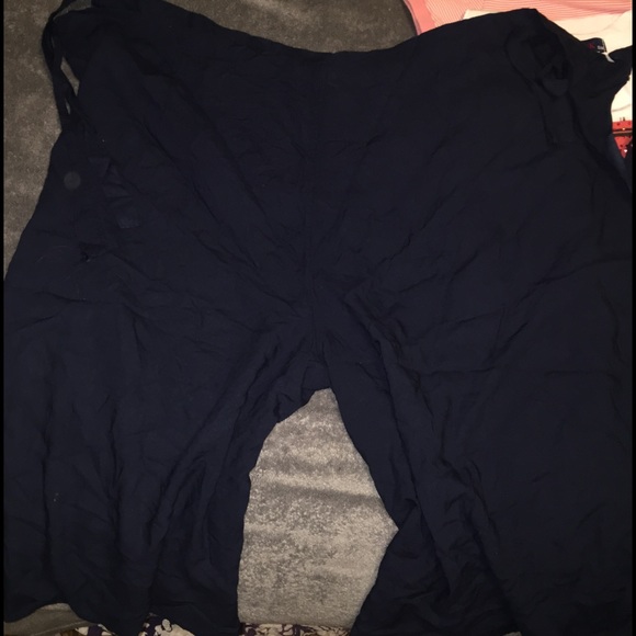 I don't accept returns on any of my items . - Picture 3 of 3