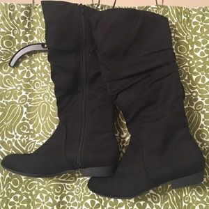 Suede Black Boots - Lower East Side