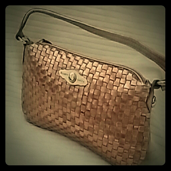 Vintage Elliott Lucca Woven Demi Bag!