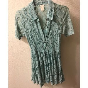 SALE💋 Forever 21 lace dress