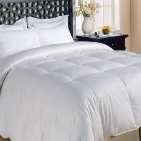 Other Brand New White Down Comforter Queen Size Poshmark