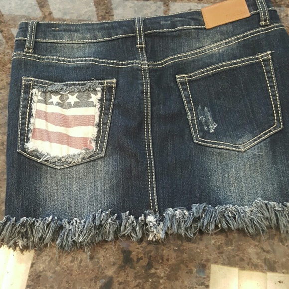 Denim mini - Picture 2 of 2