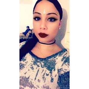 Meet your Posher, Yasmina