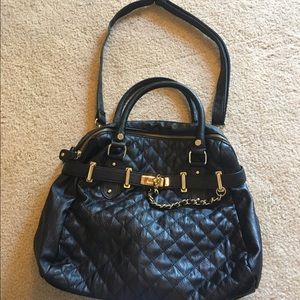 SALE TODAY🍾Steve Madden