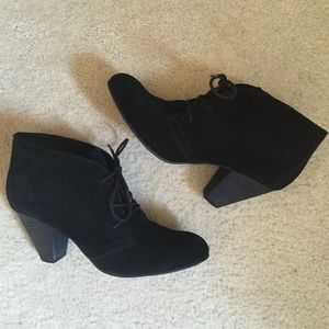 Aldo black bootie