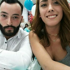 Meet your Posher, Yara