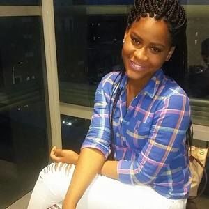 Meet your Posher, Amoy