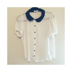 Peter Pan Collar Button-Up Shirt