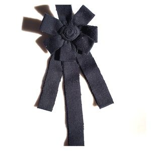 Anthropologie Black Felt Flower Shaped Pin