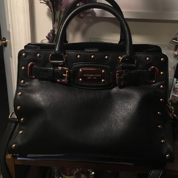 📍📍SOLD📍📍Authentic MK handbag