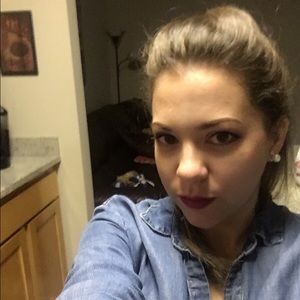 Meet your Posher, Natalia