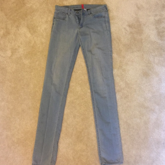 Skinny leg jegging!