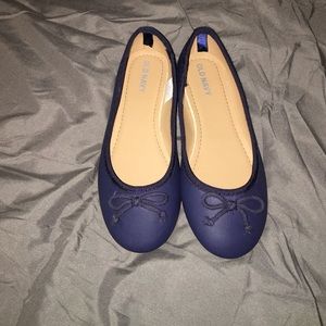 New! Ballet flats