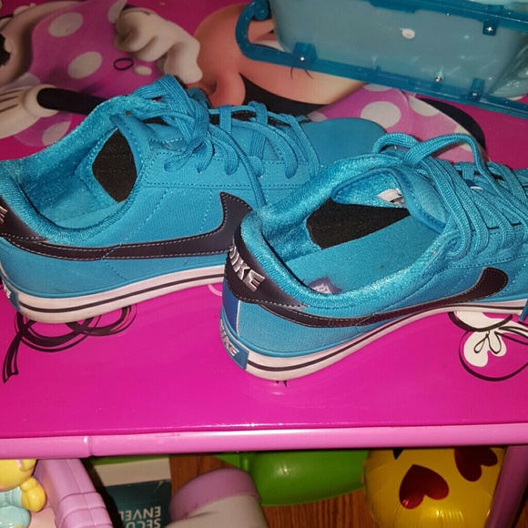 Nike shoes