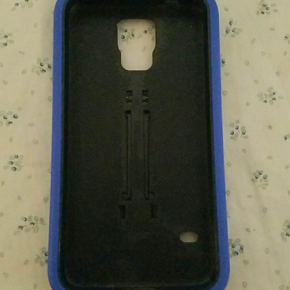 Phone case - Picture 2 of 3