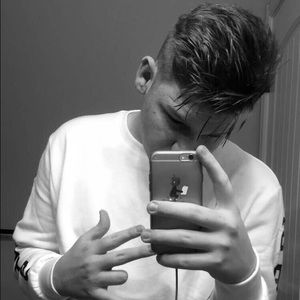 Meet your Posher, Jamie