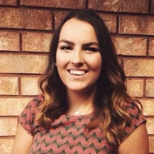 Meet your Posher, Courtney