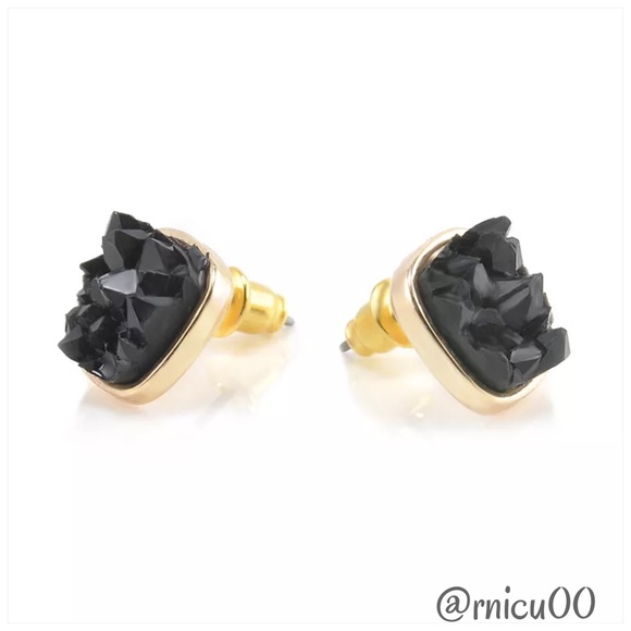 Boutique Jewelry - 14K Gold Square Black Druzy Stud Earrings!