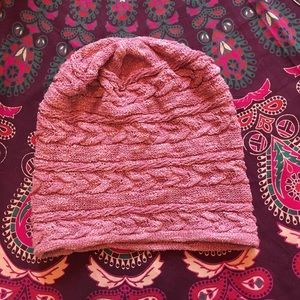 muave knit beanie hat