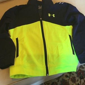 Under armour boys zippered warm up jacket