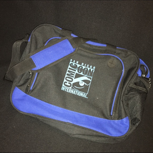 Comic-con courier bag. Blue