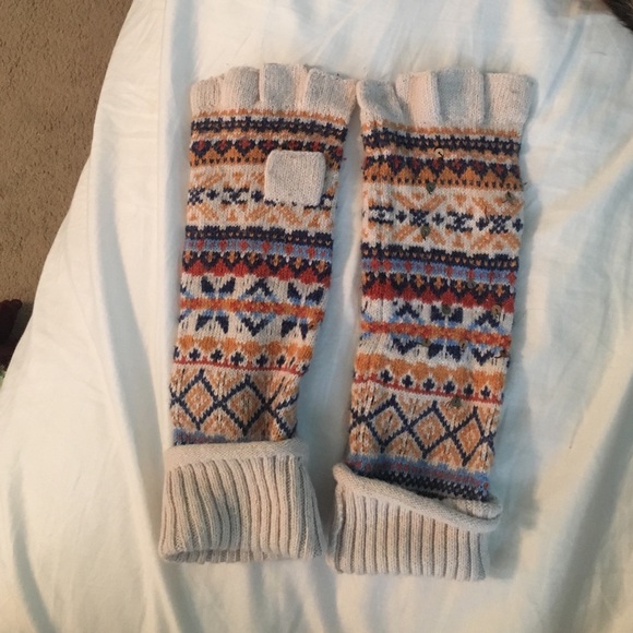 Fingerless gloves