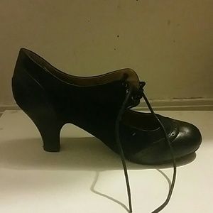 Vintage style musical theater shoes