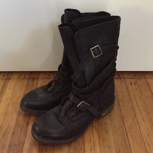 Black Steve Madden boots