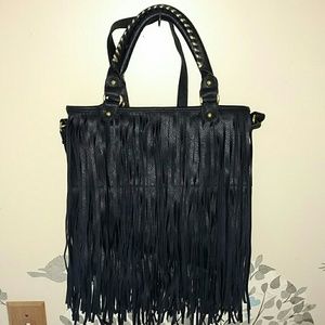 Super cute Fringe Purse