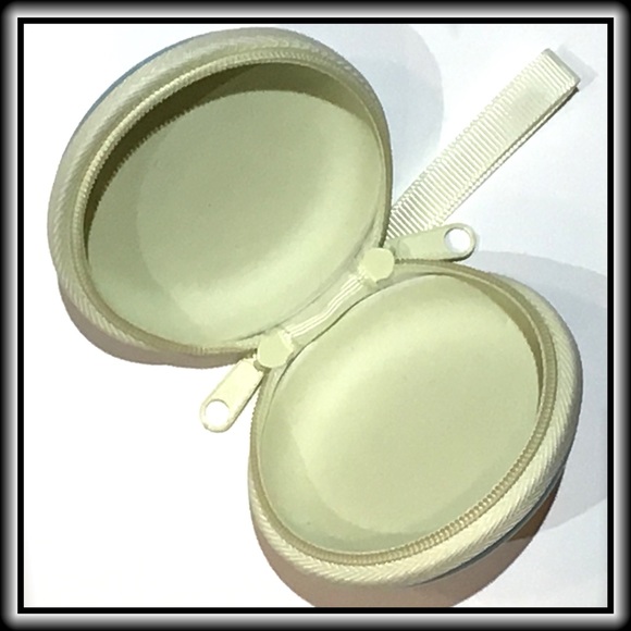 ROUND COIN PURSE MUSTACHE - Picture 2 of 4