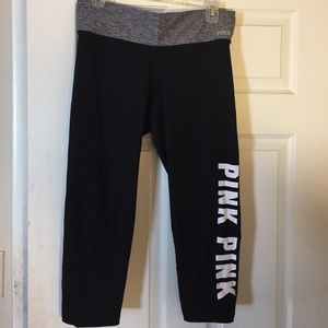 VS PINK reversible ultimate yoga crop (red/gray)