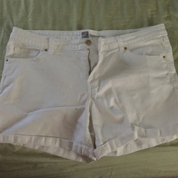 White jean shorts